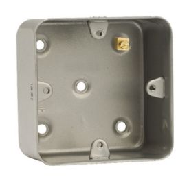 CL085  Essentials Metal Clad 1 Gang Mounting Box